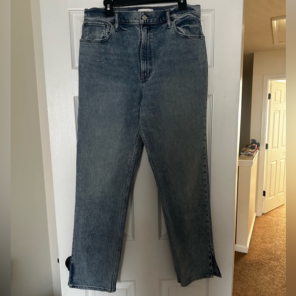 Ultra High Rise 90s Straight Jean - Picture 1 of 5